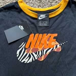 NWT Nike animal print tshirt